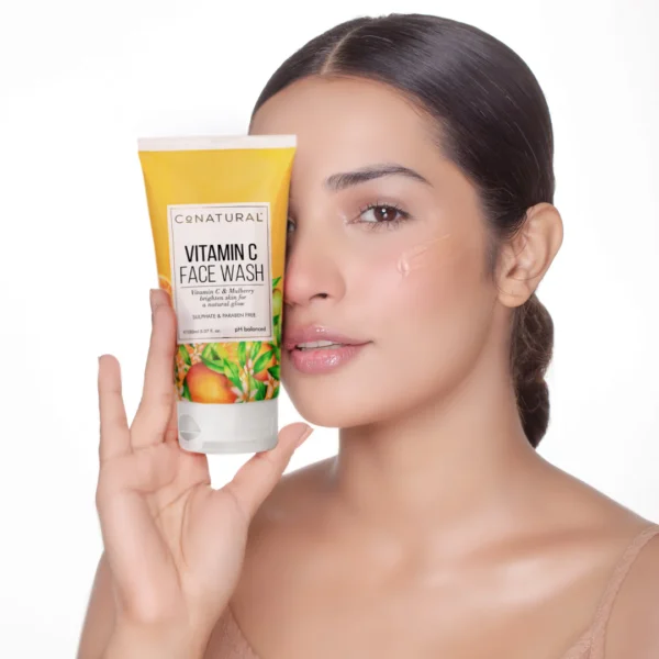Saffron Face Wash - Image 4